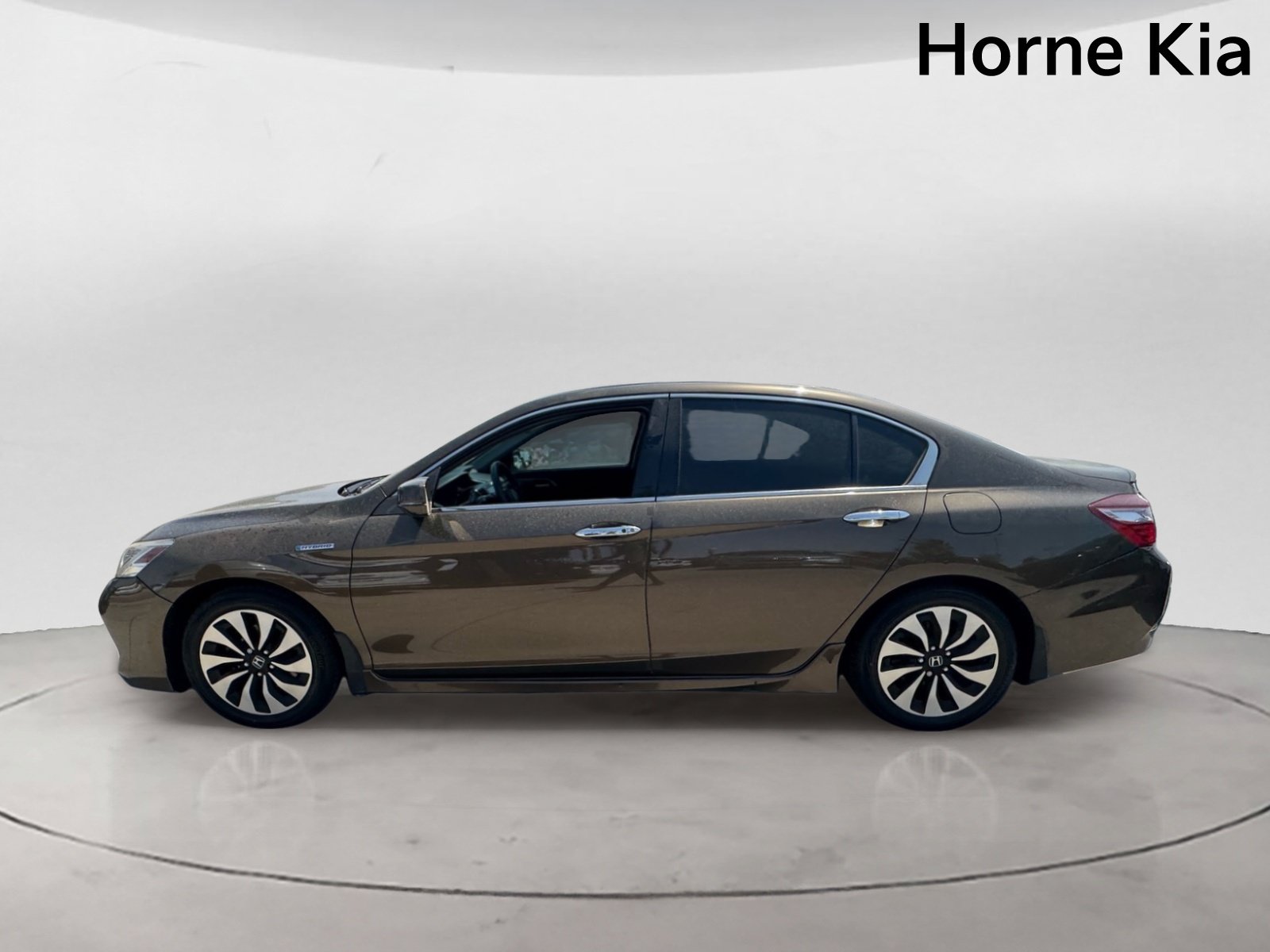 Used 2017 Honda Accord Touring image 6