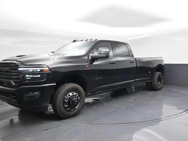 New 2026 RAM 3500 Laramie AWD/4WD image 4