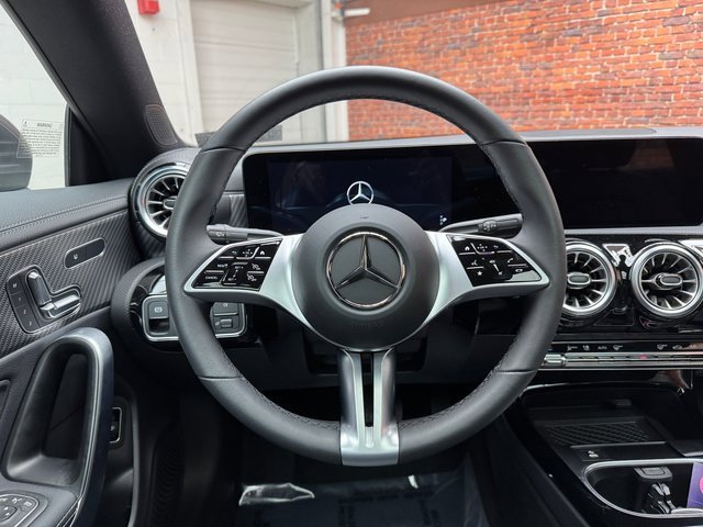 Used 2025 Mercedes-Benz CLA 250 4MATIC image 14