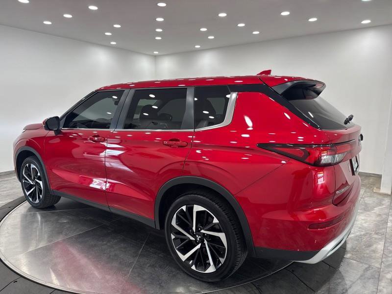 Used 2024 Mitsubishi Outlander SE image 33