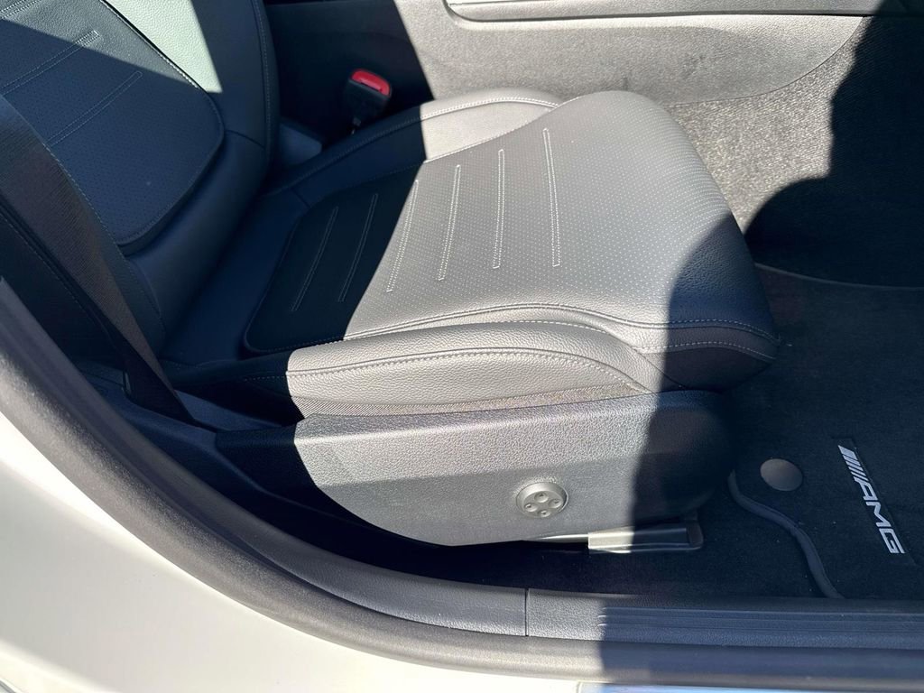 Used 2024 Mercedes-Benz C 300 Sedan image 11