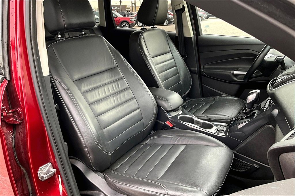 Used 2015 Ford Escape Titanium image 6