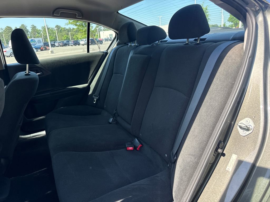 Used 2013 Honda Accord LX image 30
