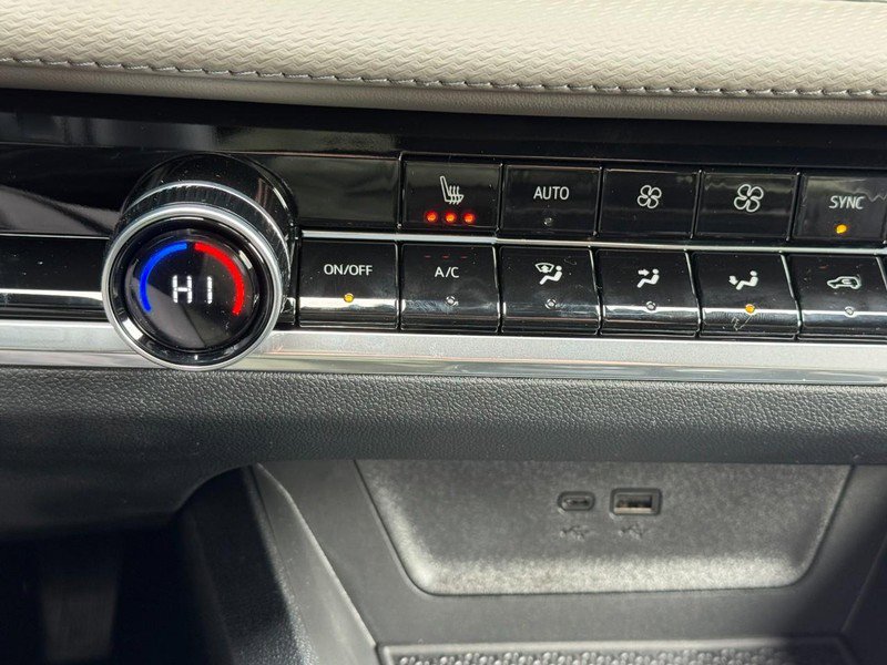 New 2026 Chevrolet Equinox LT w/ Convenience Package II image 32