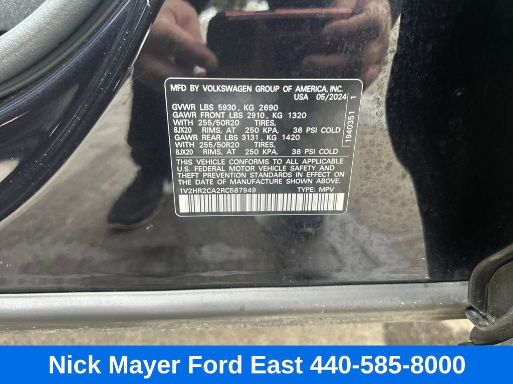 Used 2024 Volkswagen Atlas SE image 40