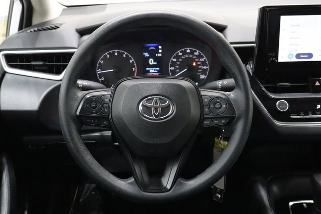 Used 2023 Toyota Corolla LE image 19