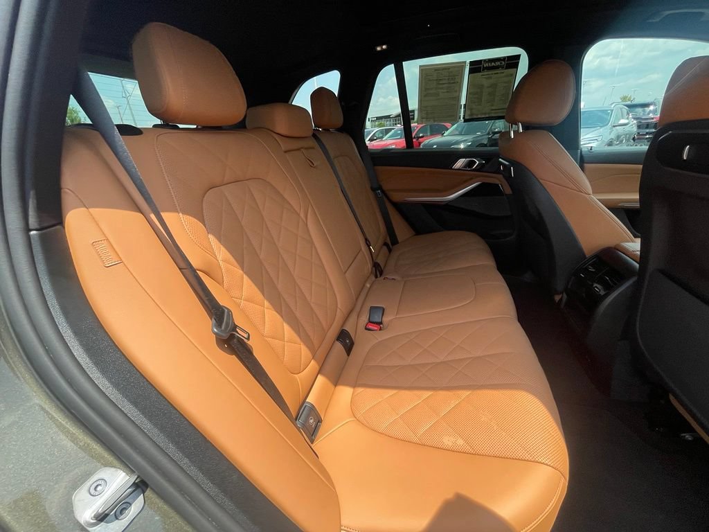 Used 2026 BMW X5 xDrive40i AWD/4WD image 28
