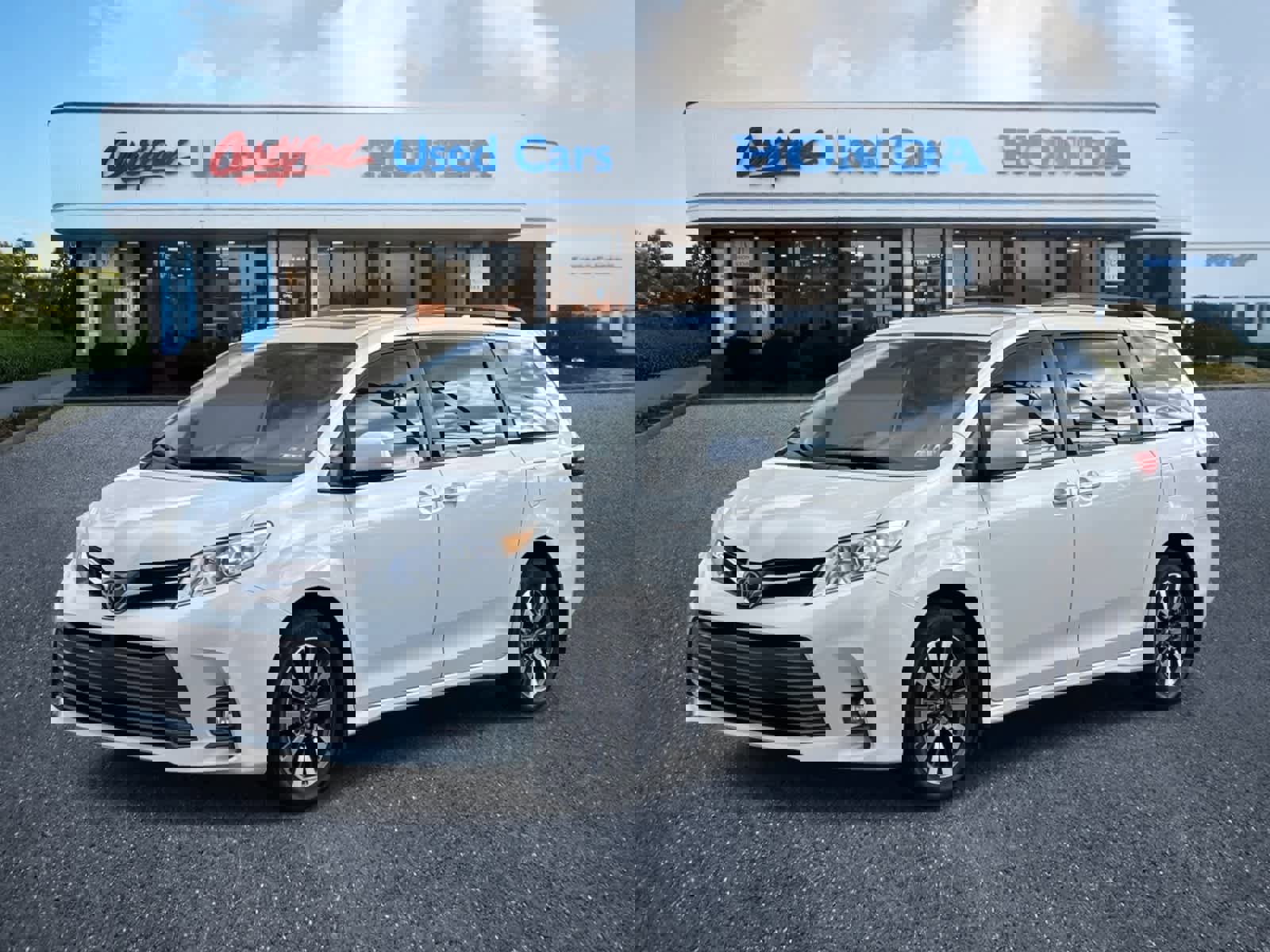 Used 2020 Toyota Sienna XLE image 1