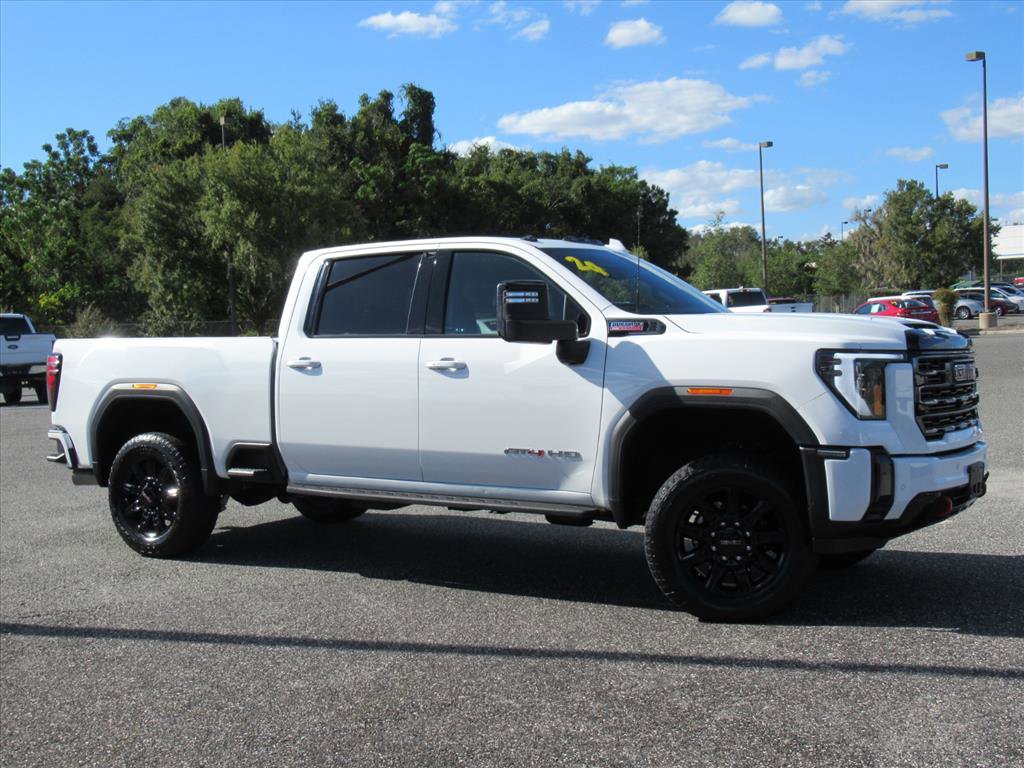 Used 2024 GMC Sierra 2500 AT4 w/ AT4 Premium Plus Package image 2
