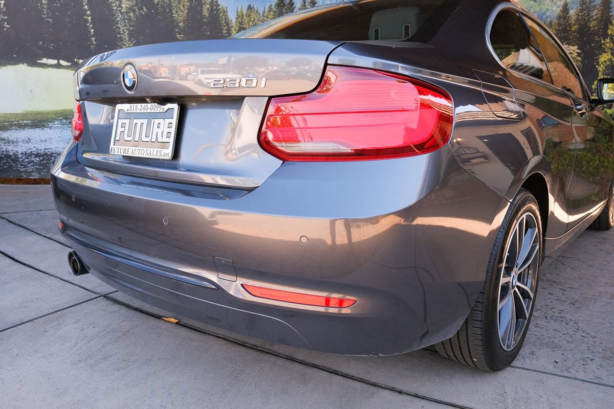 Used 2019 BMW 230i Coupe w/ Premium Package RWD image 40