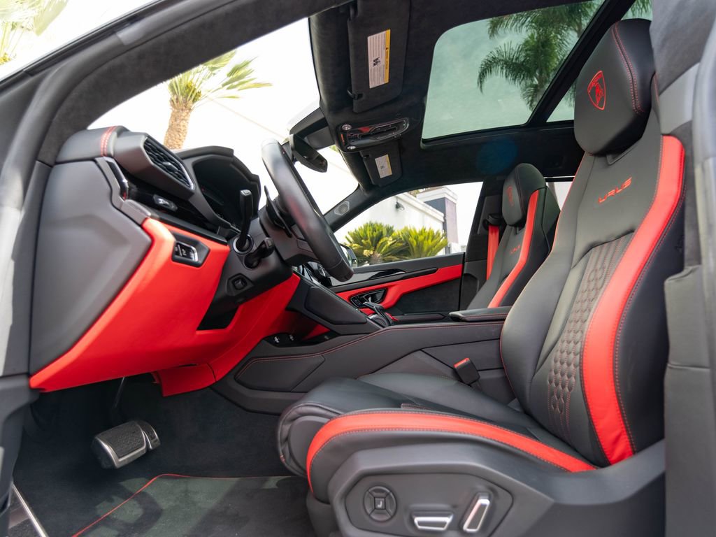 Used 2023 Lamborghini Urus S AWD/4WD image 28