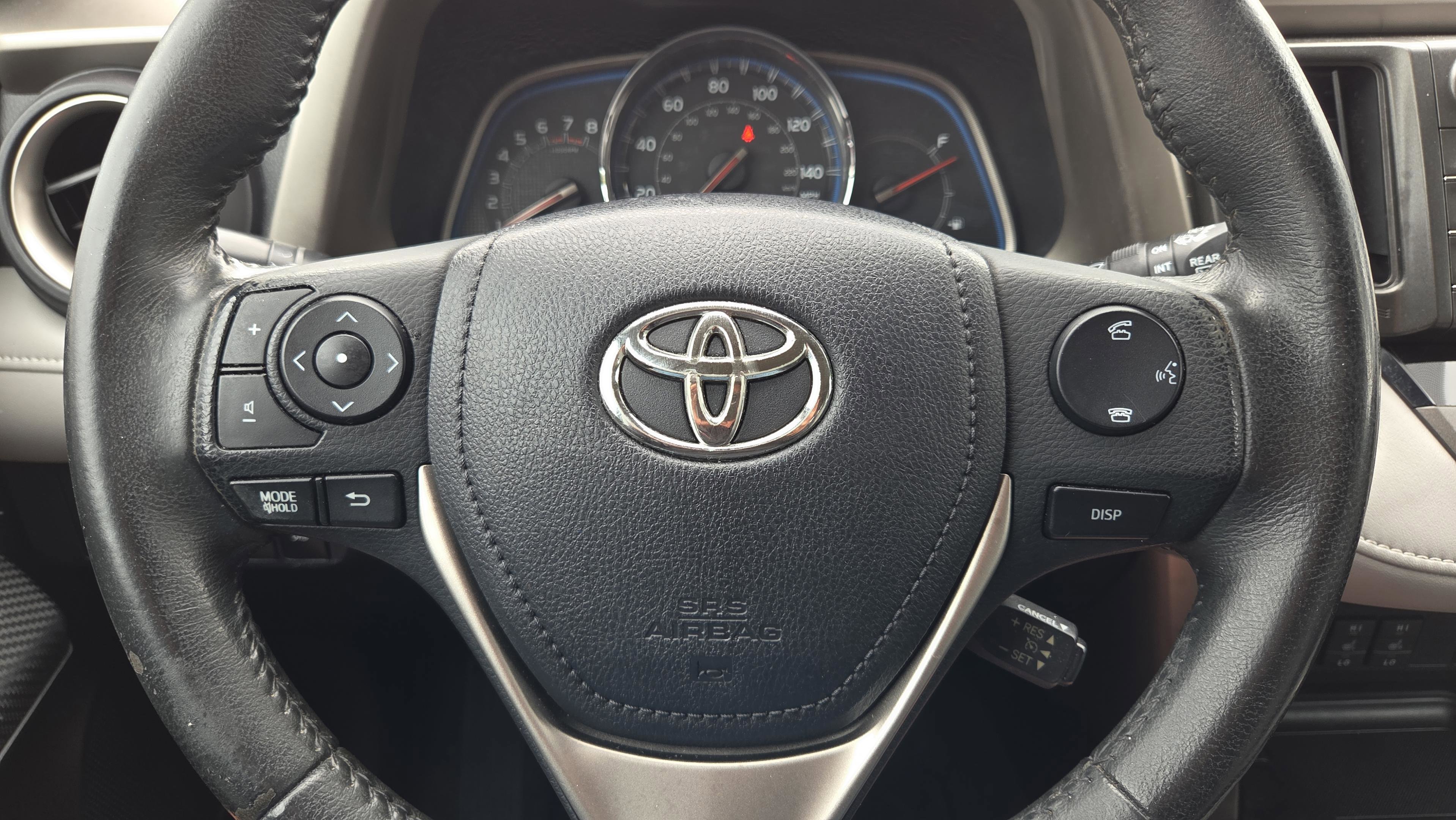 Used 2015 Toyota RAV4 Limited image 28