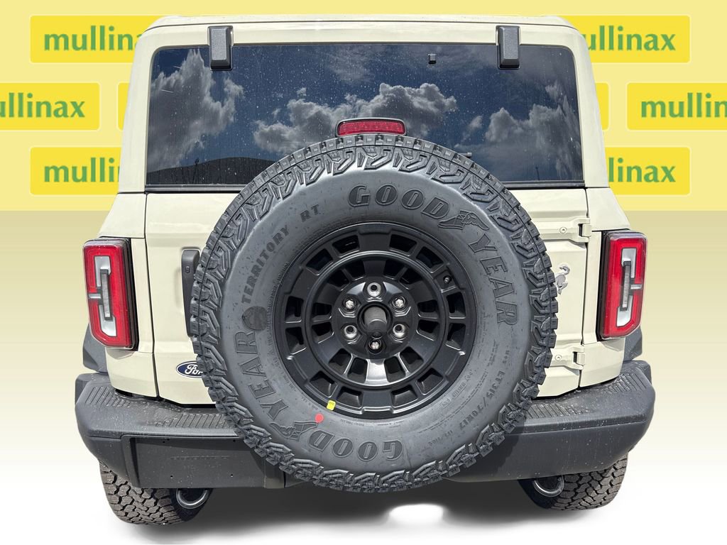 New 2026 Ford Bronco Badlands image 14