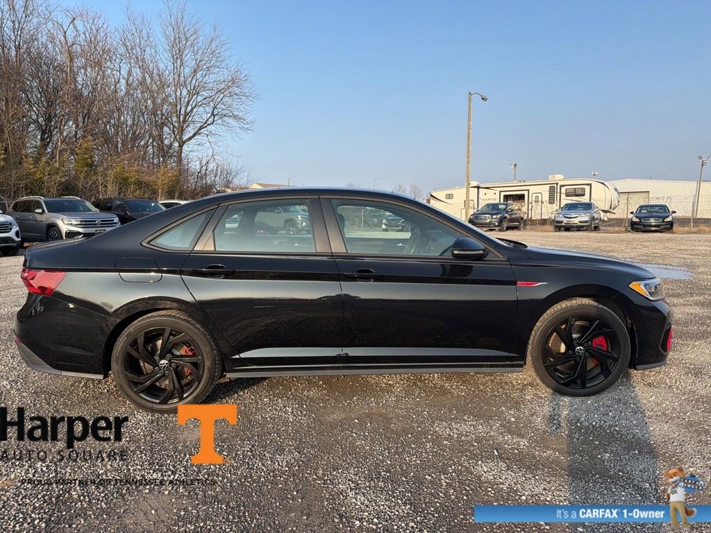 Used 2024 Volkswagen Jetta GLI Autobahn image 6