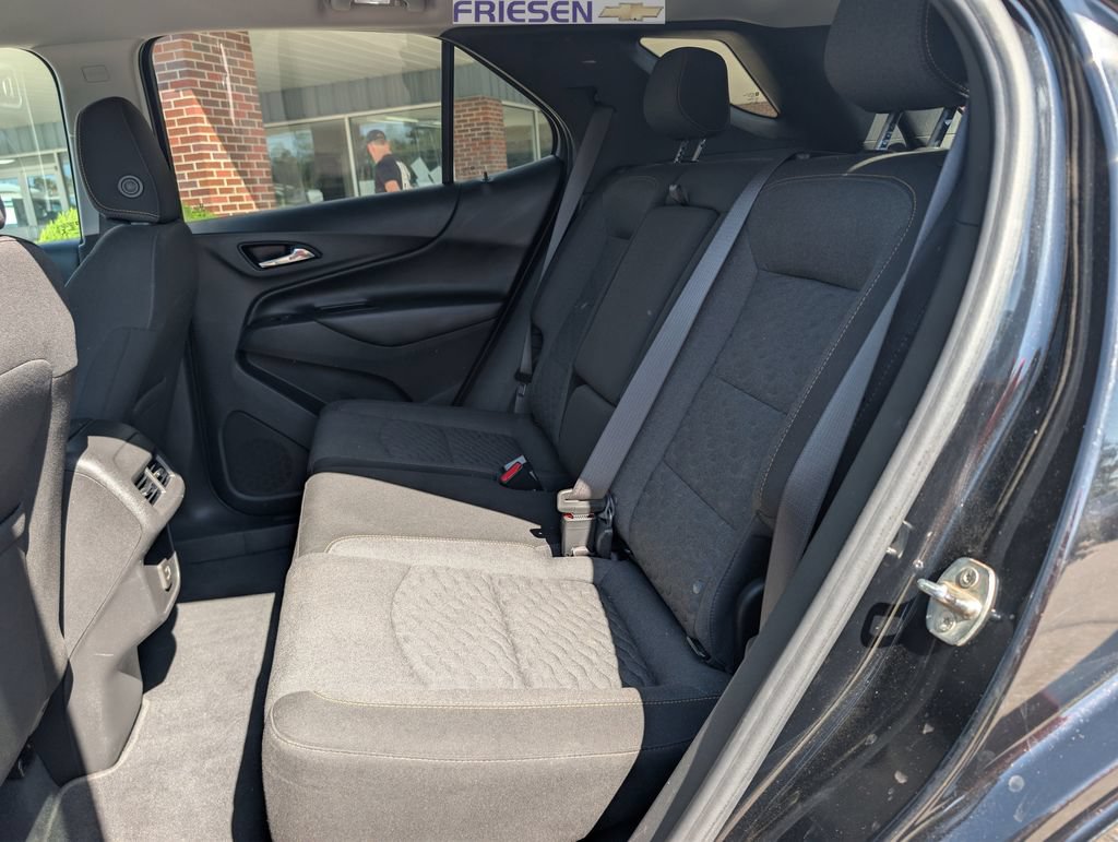 Used 2021 Chevrolet Equinox LT AWD/4WD image 16