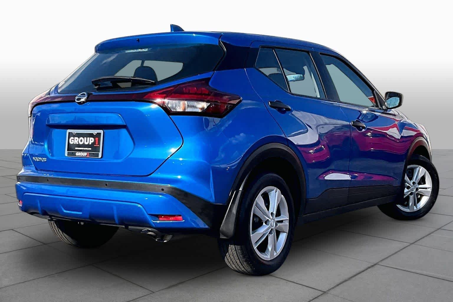 Used 2021 Nissan Kicks S FWD image 13