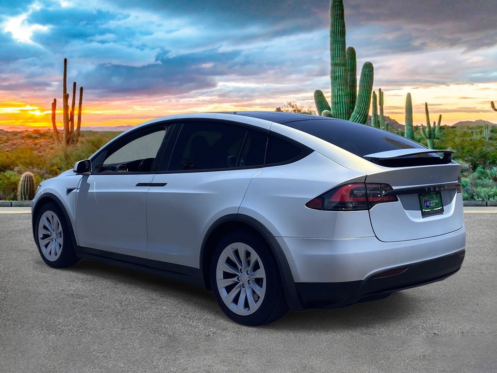 Used 2016 Tesla Model X 90D AWD/4WD image 5