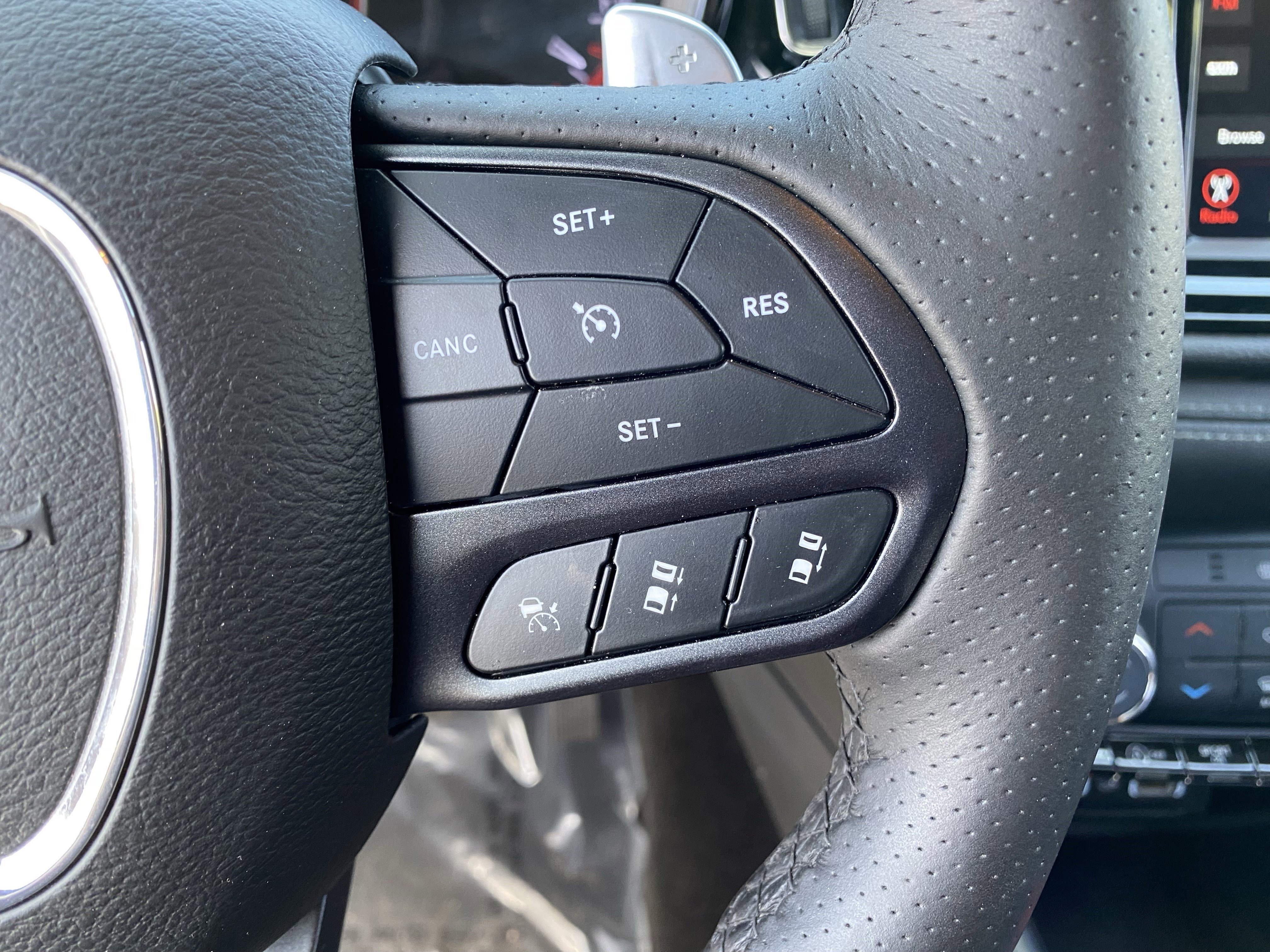 Used 2022 Dodge Durango GT AWD/4WD image 31