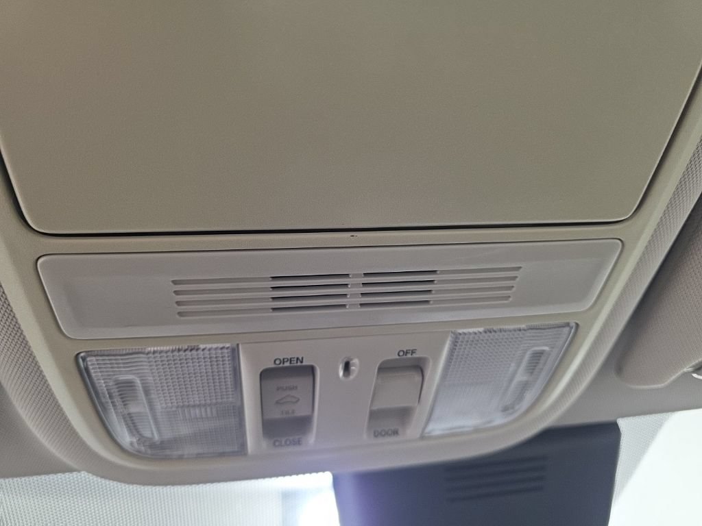 Used 2018 Honda Accord EX image 25