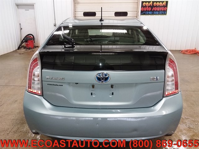 Used 2014 Toyota Prius Three FWD image 8