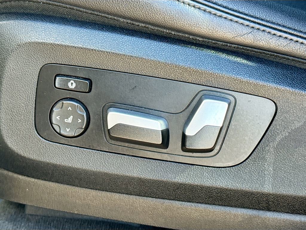 Used 2021 BMW X5 sDrive40i w/ Premium Package 2 image 26