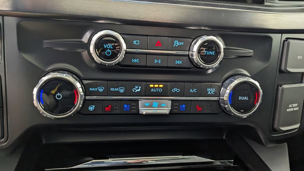 Used 2026 Ford F450 Lariat w/ Lariat Premium Package image 29