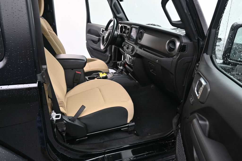 Used 2022 Jeep Wrangler Sport AWD/4WD image 18
