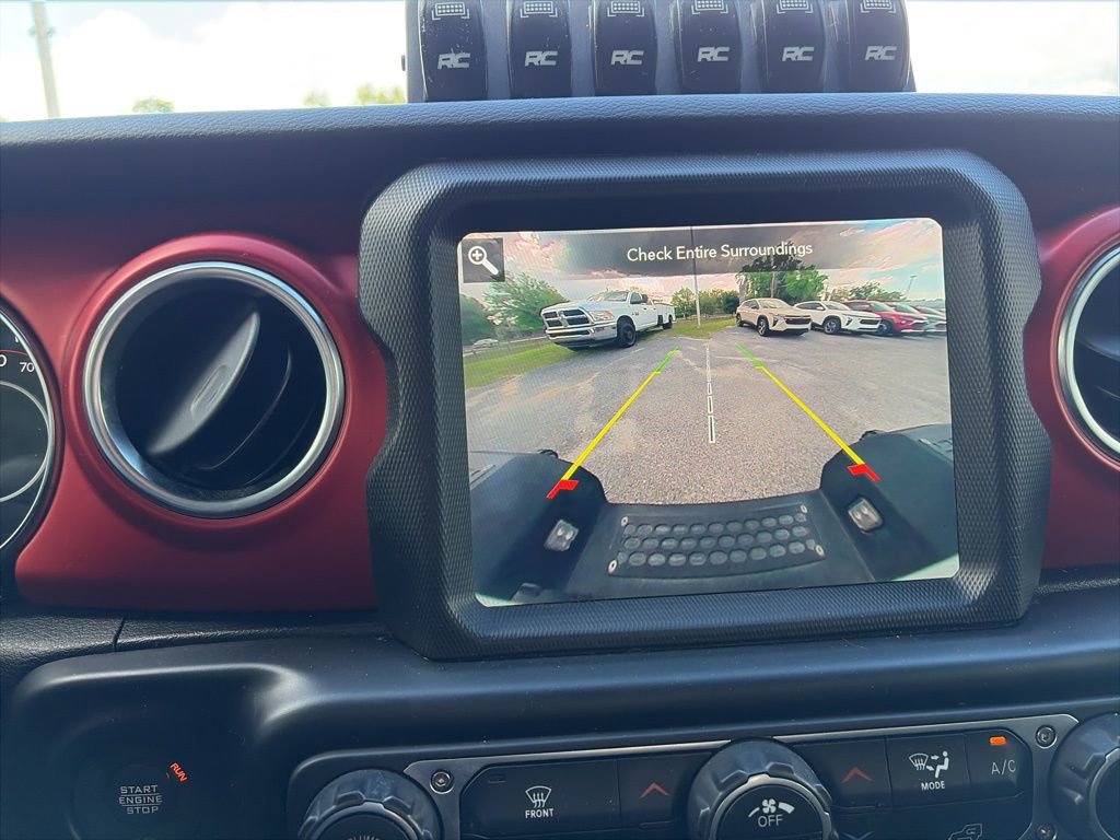 Used 2022 Jeep Gladiator Rubicon w/ Trailer Tow Package image 17