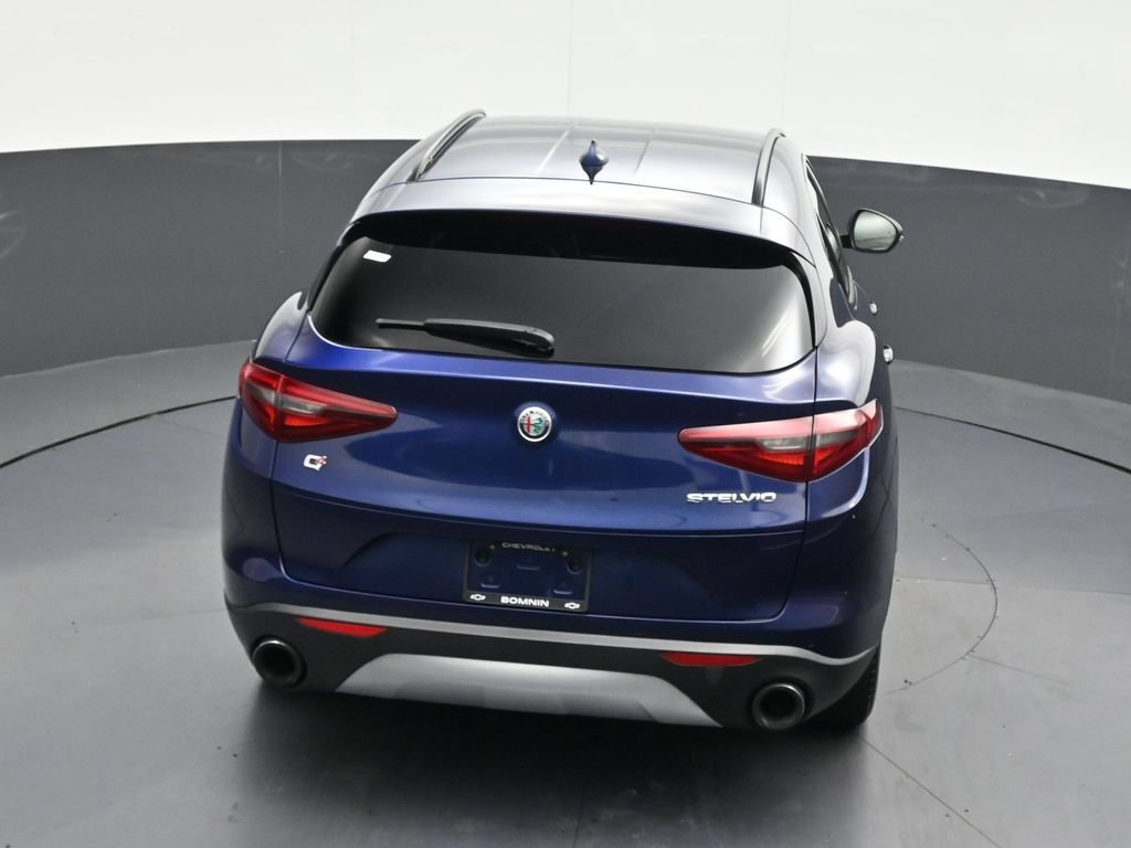 Used 2018 Alfa Romeo Stelvio Ti Sport AWD/4WD image 32