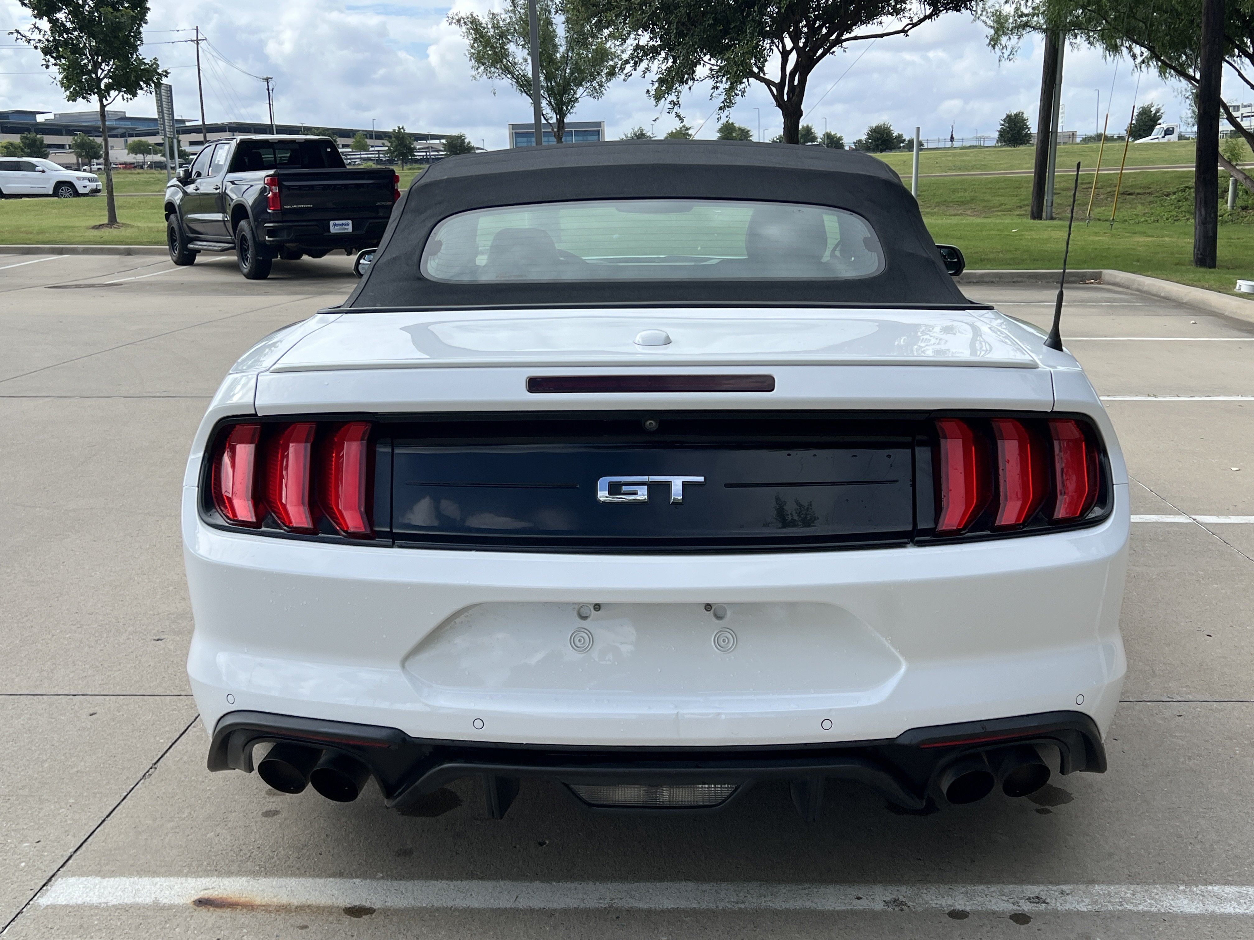 Used 2019 Ford Mustang GT Premium RWD image 9
