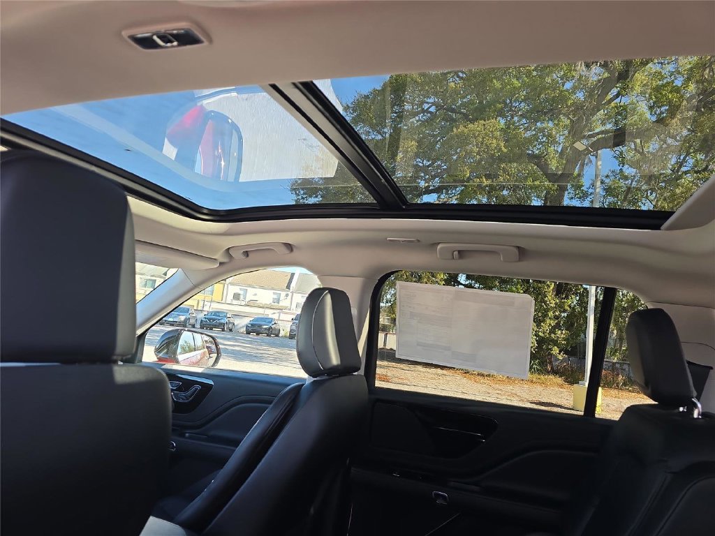 New 2026 Lincoln Aviator 2WD image 26