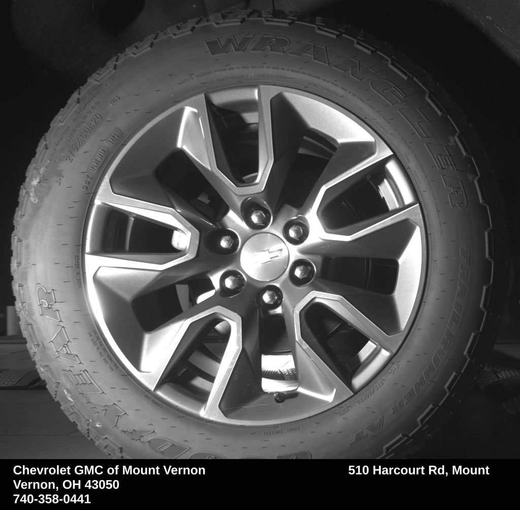 Used 2023 Chevrolet Silverado 1500 LT AWD/4WD image 29