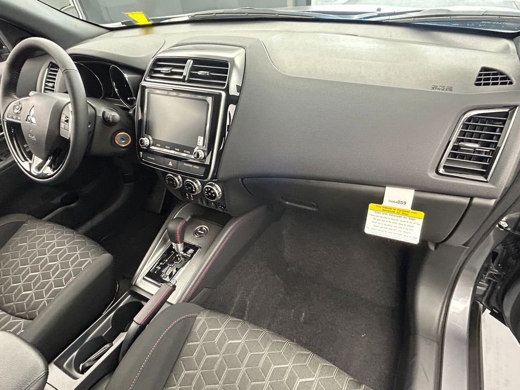 New 2025 Mitsubishi Outlander Sport AWD image 36