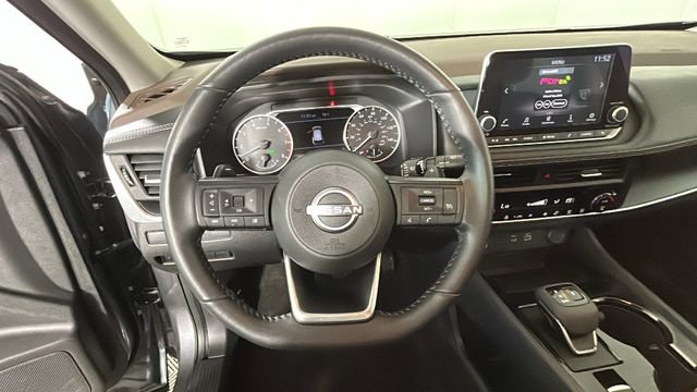 Used 2023 Nissan Rogue S AWD/4WD image 15