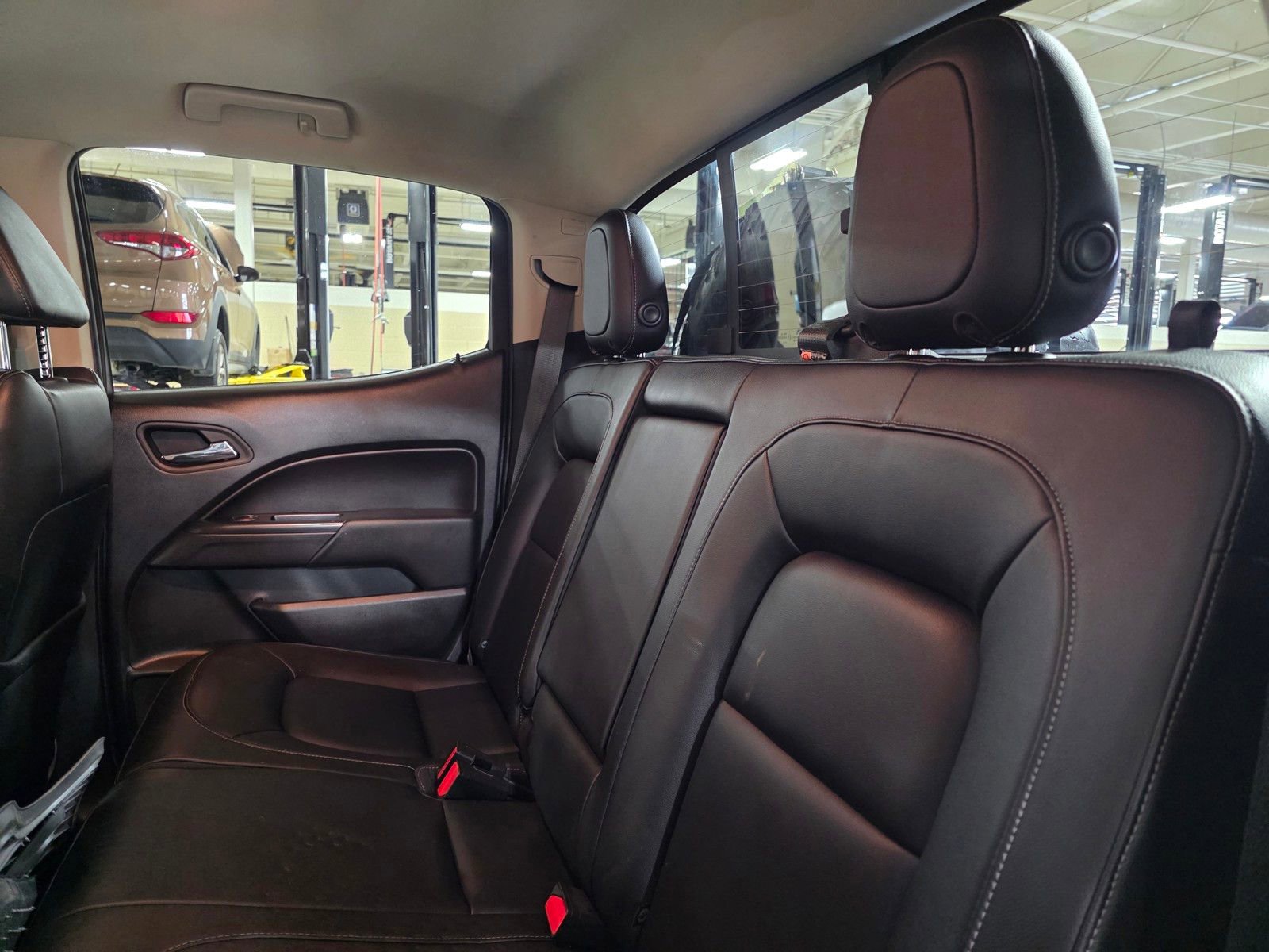 Used 2018 Chevrolet Colorado ZR2 AWD/4WD image 15