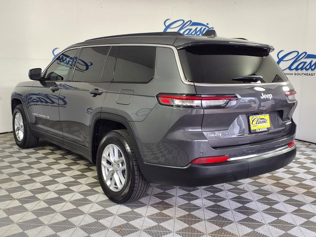 Used 2025 Jeep Grand Cherokee L Laredo w/ Trailer Tow Package image 2