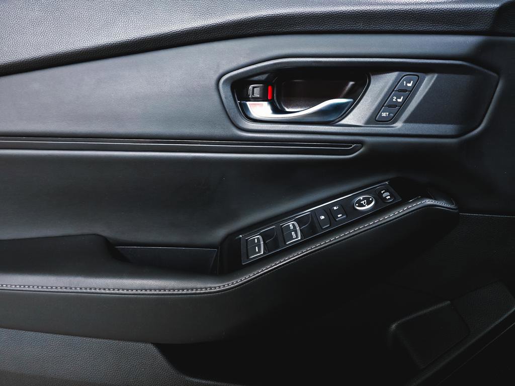 Used 2023 Honda Accord Touring image 5