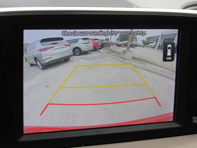 Used 2020 Hyundai Santa Fe SEL w/ Convenience + Premium Package image 18