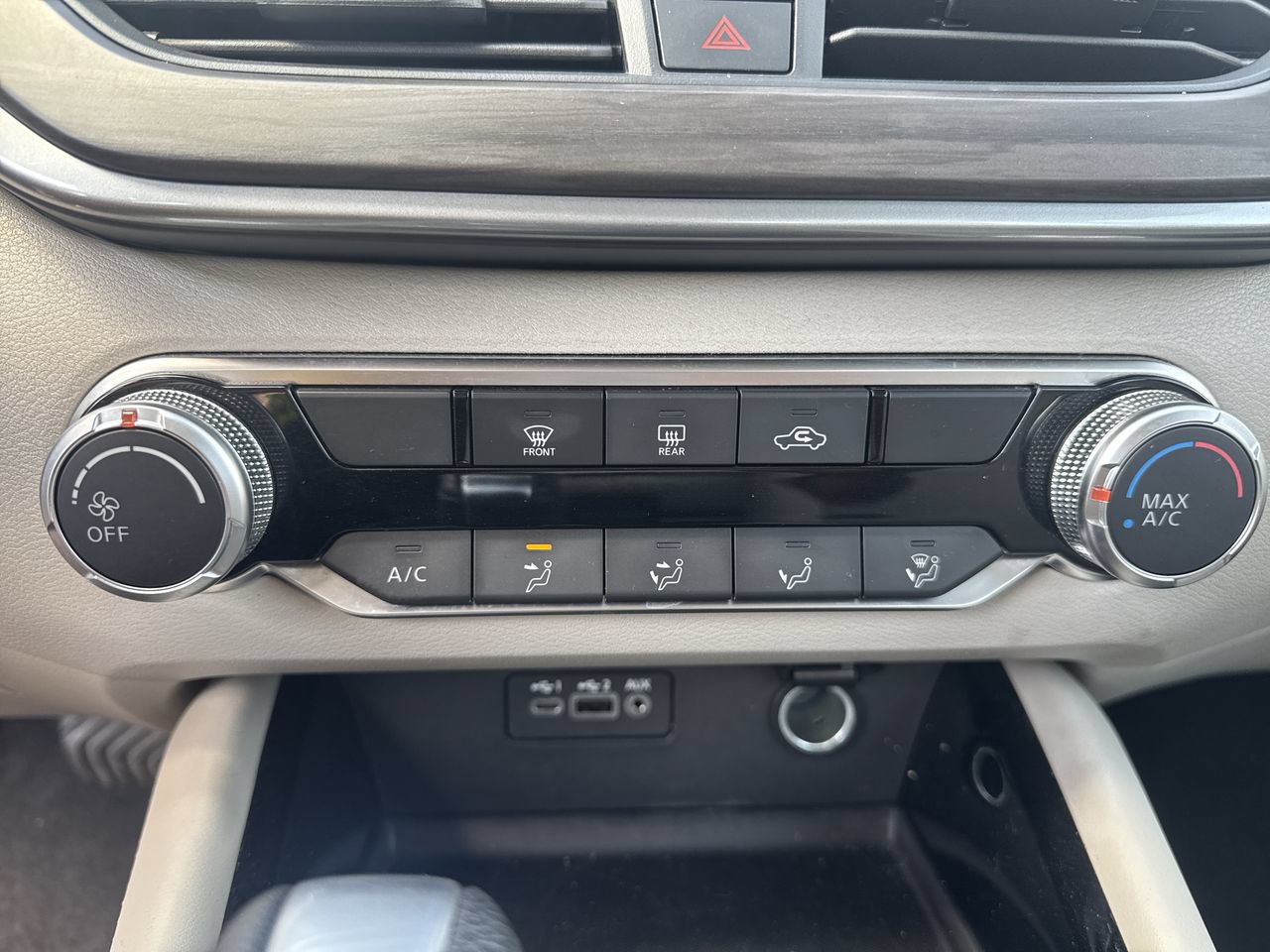 Used 2023 Nissan Altima 2.5 SV AWD/4WD image 8