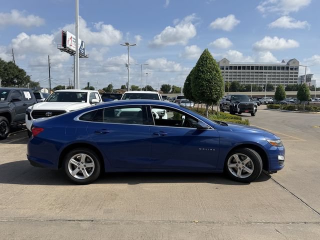 Used 2023 Chevrolet Malibu LT FWD image 4