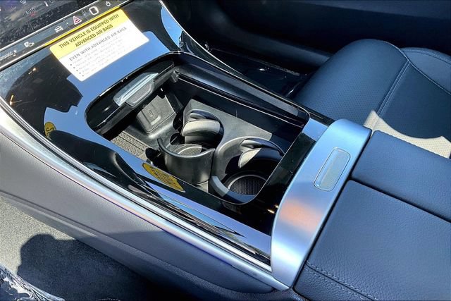 Used 2026 Mercedes-Benz GLC 300 4MATIC image 13