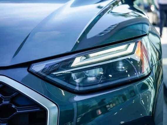 Used 2023 Audi Q5 2.0T Premium w/ Convenience Package image 7