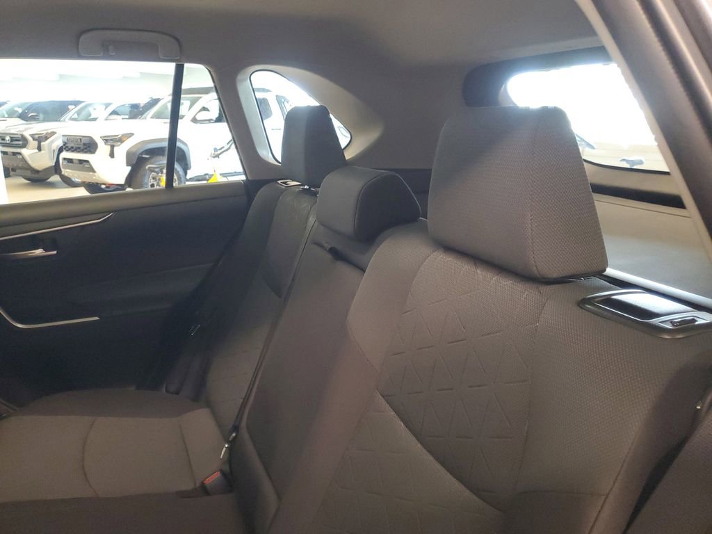 Used 2023 Toyota RAV4 XLE image 12