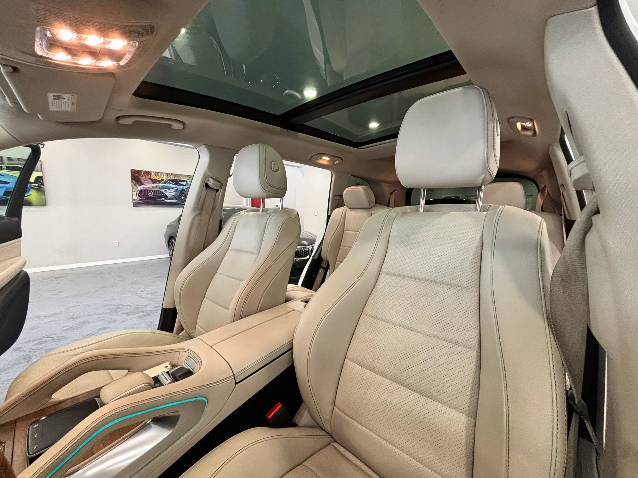 Used 2022 Mercedes-Benz GLS 450 GLS 450 4MATIC Sport Utility 4 image 12