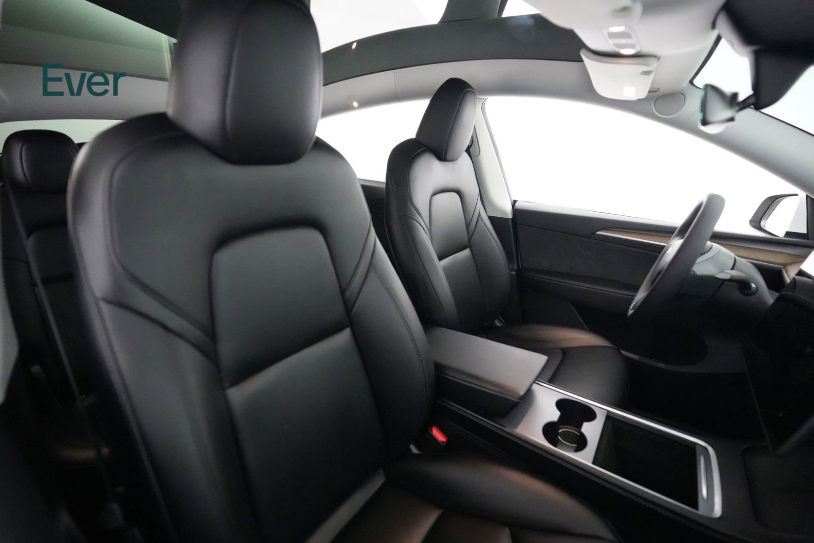 Used 2024 Tesla Model Y Performance AWD/4WD image 23