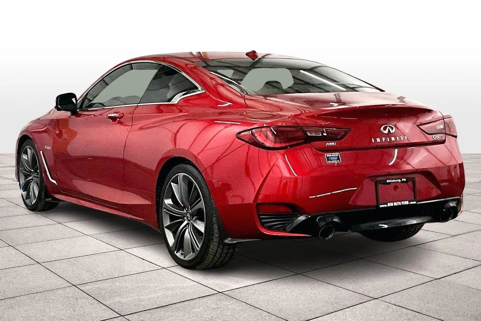 Used 2018 INFINITI Q60 Red Sport 400 w/ Pro Active Package image 10