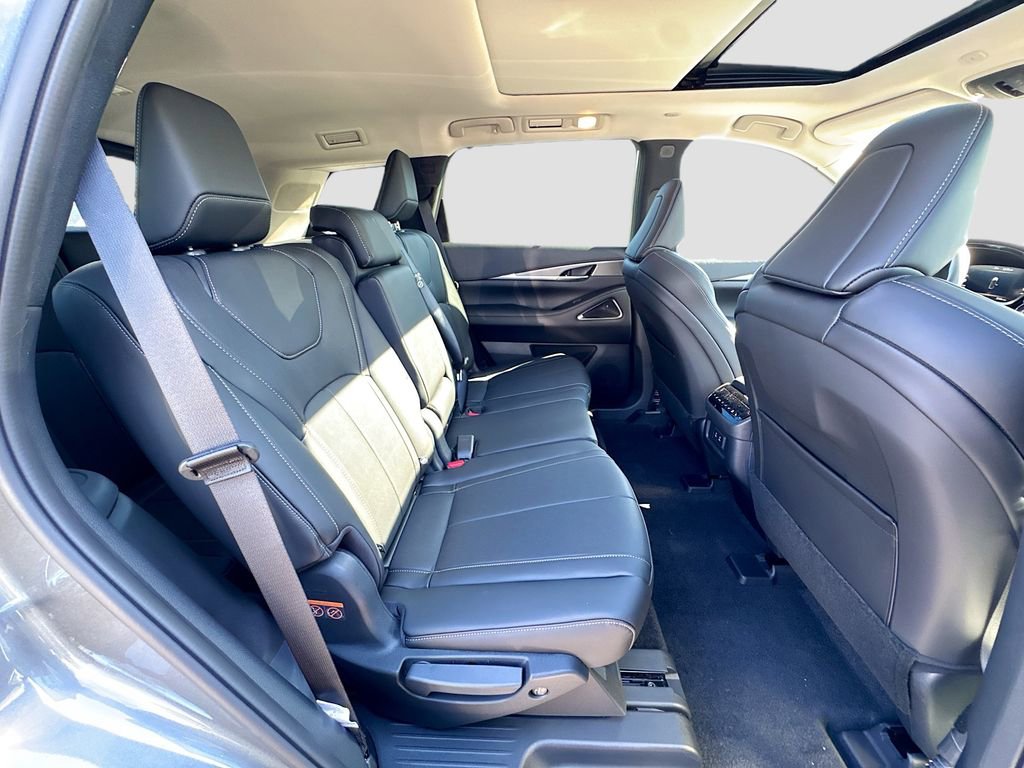 Used 2026 INFINITI QX60 Luxe w/ Cargo Package image 31