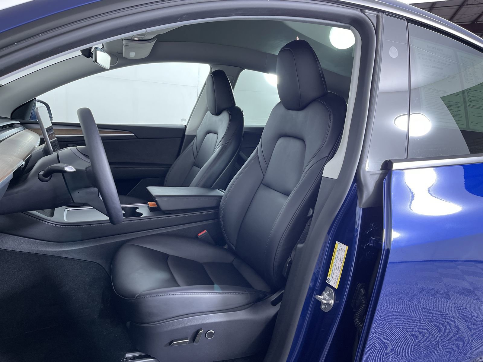 Used 2024 Tesla Model Y Long Range image 14