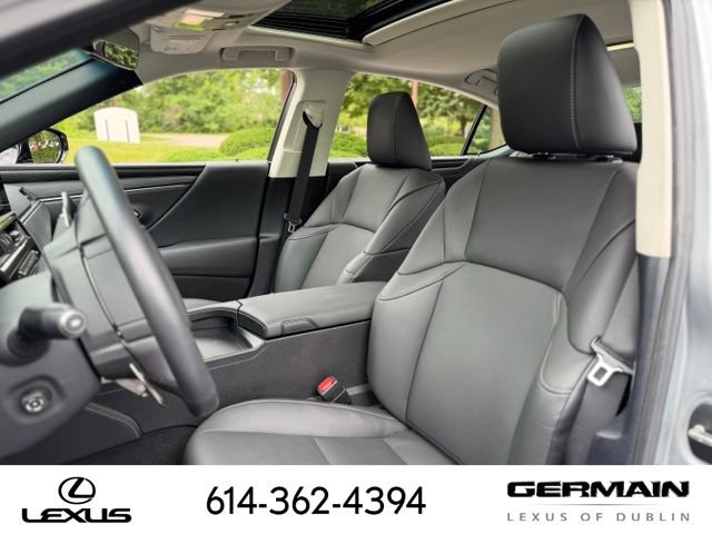 Used 2025 Lexus ES 350 w/ Premium Package FWD image 11