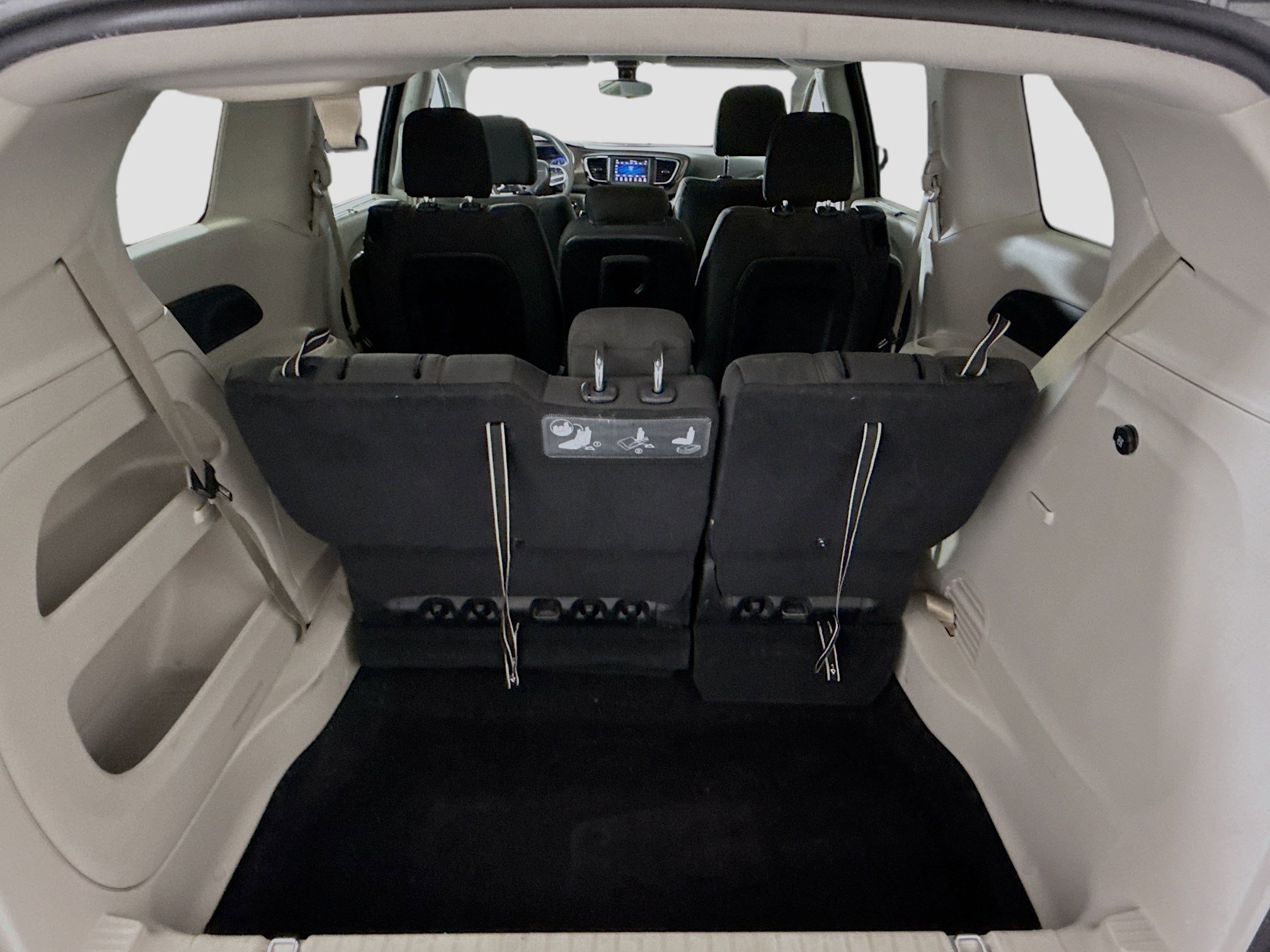 Used 2018 Chrysler Pacifica Touring Plus w/ Tire & Wheel Group image 35